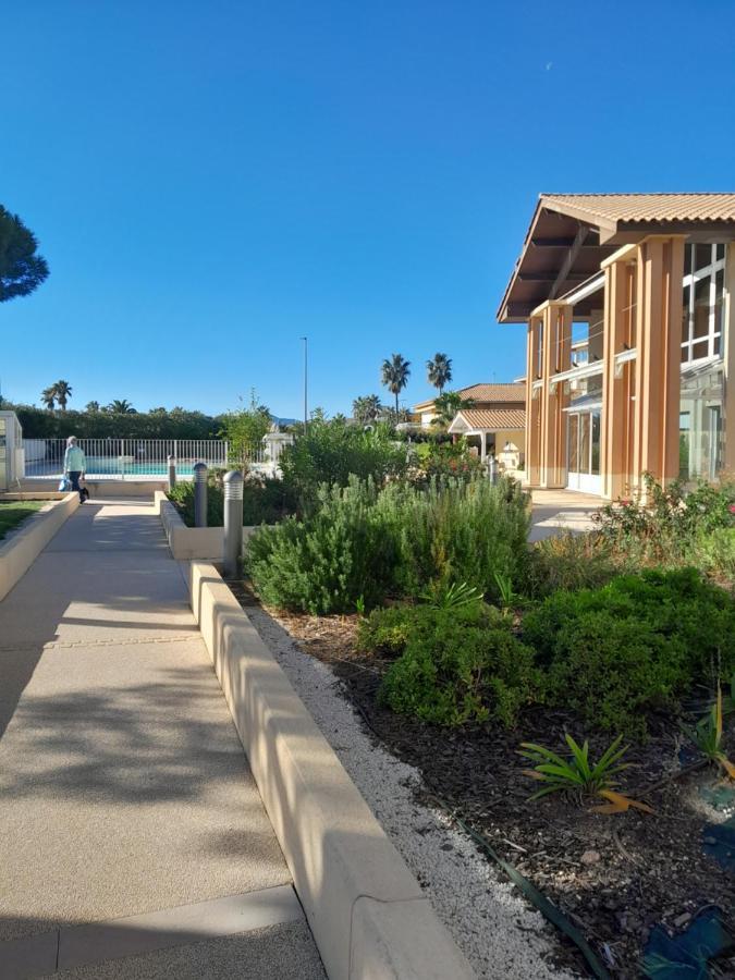 Apartamento Port Frejus Thalasso Base Nature Exterior foto